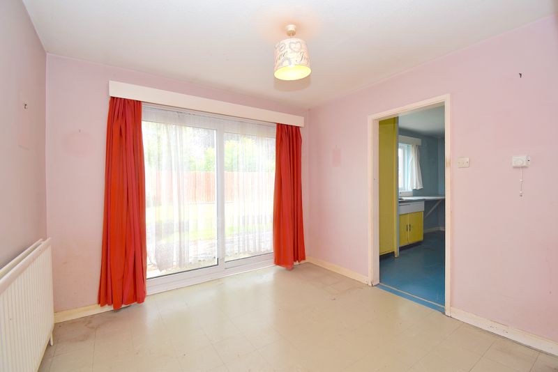 Dining Room- click for photo gallery